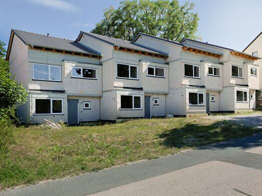 Reihenmittelhaus zum Kauf - Erstbezug 5 Zimmer 133,8 m² 286 m² Grundstück Volkersgau Kammerstein 91126