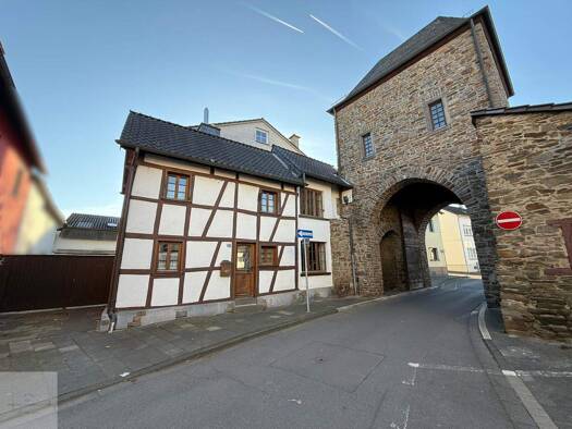 Einfamilienhaus zum Kauf 520.000 € 9 Zimmer 216 m² 245 m² Grundstück Heimersheim Bad Neuenahr-Ahrweiler / Heimersheim 53474