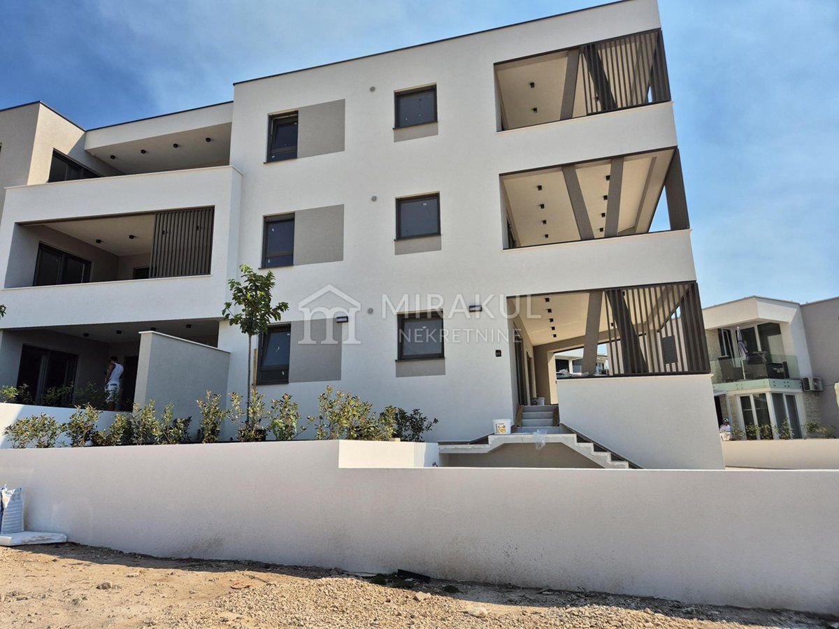 Wohnung zum Kauf 450.000 € 4 Zimmer 136 m²<br/>Wohnfläche 1.<br/>Geschoss Vodice center 22211