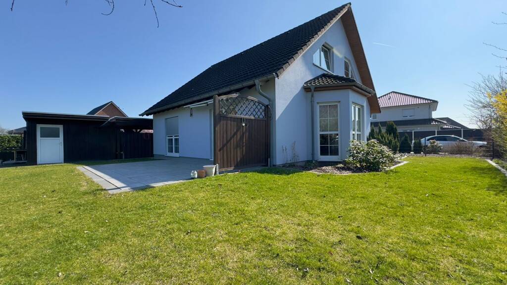 Einfamilienhaus zum Kauf 290.000 € 6 Zimmer 148,9 m² 655 m² Grundstück Schwarme 27327