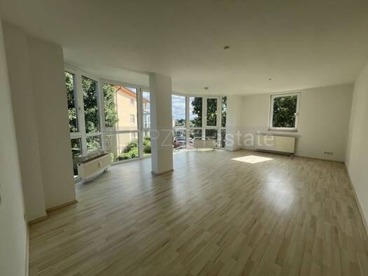 Wohnung zur Miete 565 € 2 Zimmer 70 m² 1. Geschoss frei ab sofort Merseburger Straße 10 Lützen Lützen 06686