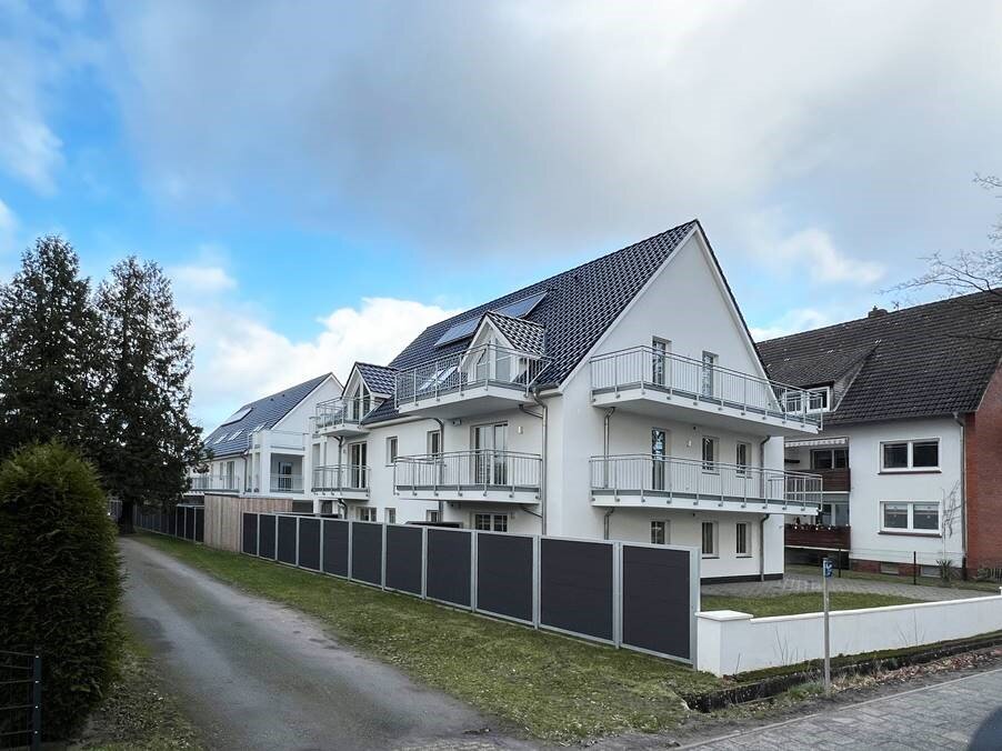 Mehrfamilienhaus zum Kauf provisionsfrei als Kapitalanlage geeignet 3.535.725 € 27 Zimmer 931,7 m²<br/>Wohnfläche 1.189 m²<br/>Grundstück Bümmersteder Tredde 67 Bümmerstede Oldenburg 26133