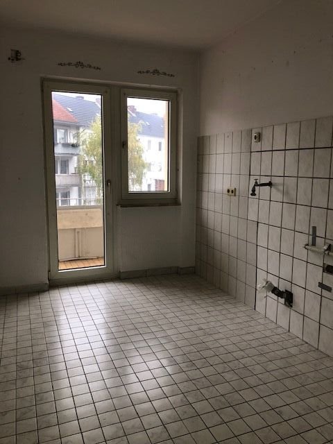 Wohnung zur Miete 300 € 2 Zimmer 50 m²<br/>Wohnfläche 1.<br/>Geschoss ab sofort<br/>Verfügbarkeit Florastraße 40 Altstadt Gelsenkirchen 45879