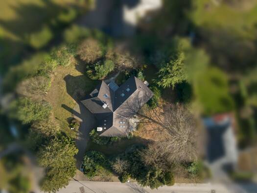 Einfamilienhaus zum Kauf 840.000 € 8 Zimmer 332,1 m² 3.267 m² Grundstück Süd Remscheid 42859