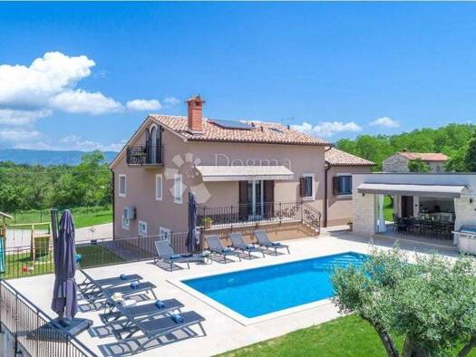 Haus zum Kauf 990.000 € 5 Zimmer 286 m² Labin Labin