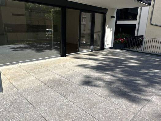 Wohnung zur Miete 1.000 € 3 Zimmer 101 m² EG frei ab 01.01.2026 Gutenbergstraße 6 Gotha 99867