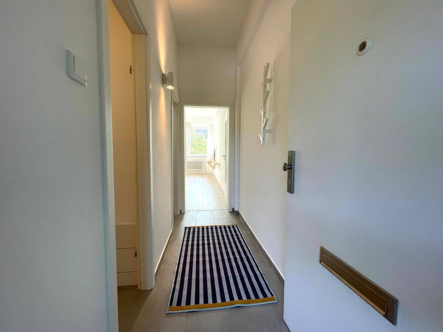 Möbliertes 1-Zi. Apartment in H-Döhren – Hannover – Vorschaubild 8