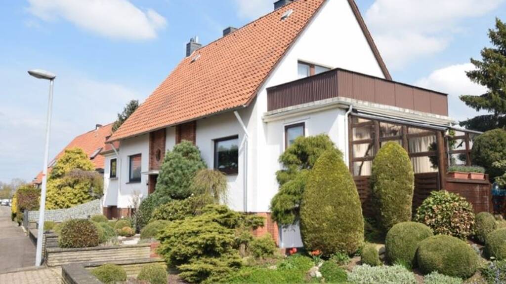 Haus zum Kauf provisionsfrei 97.000 € 123 m² 147 m² Grundstück Heistenbach 65558