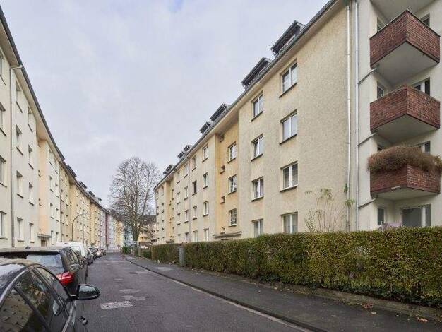 Wohnung zum Kauf 247.000 € 4 Zimmer 90 m² 3. Geschoss Höhenberg Köln 51103