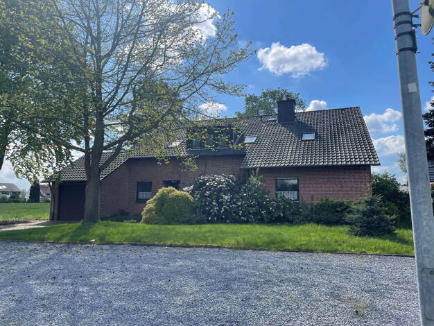 Einfamilienhaus zum Kauf provisionsfrei 203.000 € 4 Zimmer 202,3 m² 1.243 m² Grundstück Ahle Bünde 32257