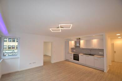 Wohnung zur Miete 1.180 € 3 Zimmer 75 m² 1. Geschoss frei ab sofort Viehmarktstraße 11/12 Altstadt 6 Trier 54290