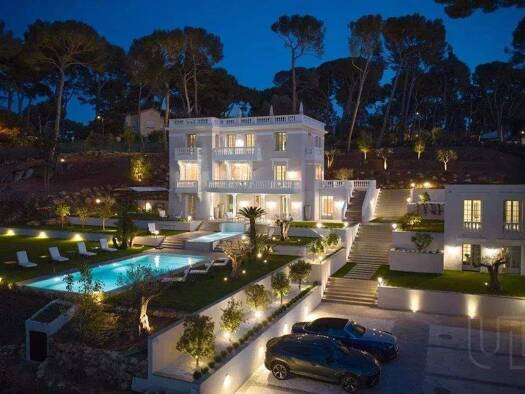 Haus zum Kauf 15.900.000 € 500 m² 4.545 m² Grundstück Place de Gaulle Antibes 06600