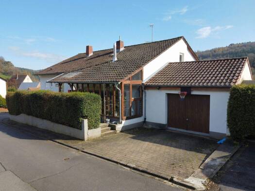 Einfamilienhaus zum Kauf 255.000 € 8 Zimmer 190 m² 465 m² Grundstück Schweisweiler 67808