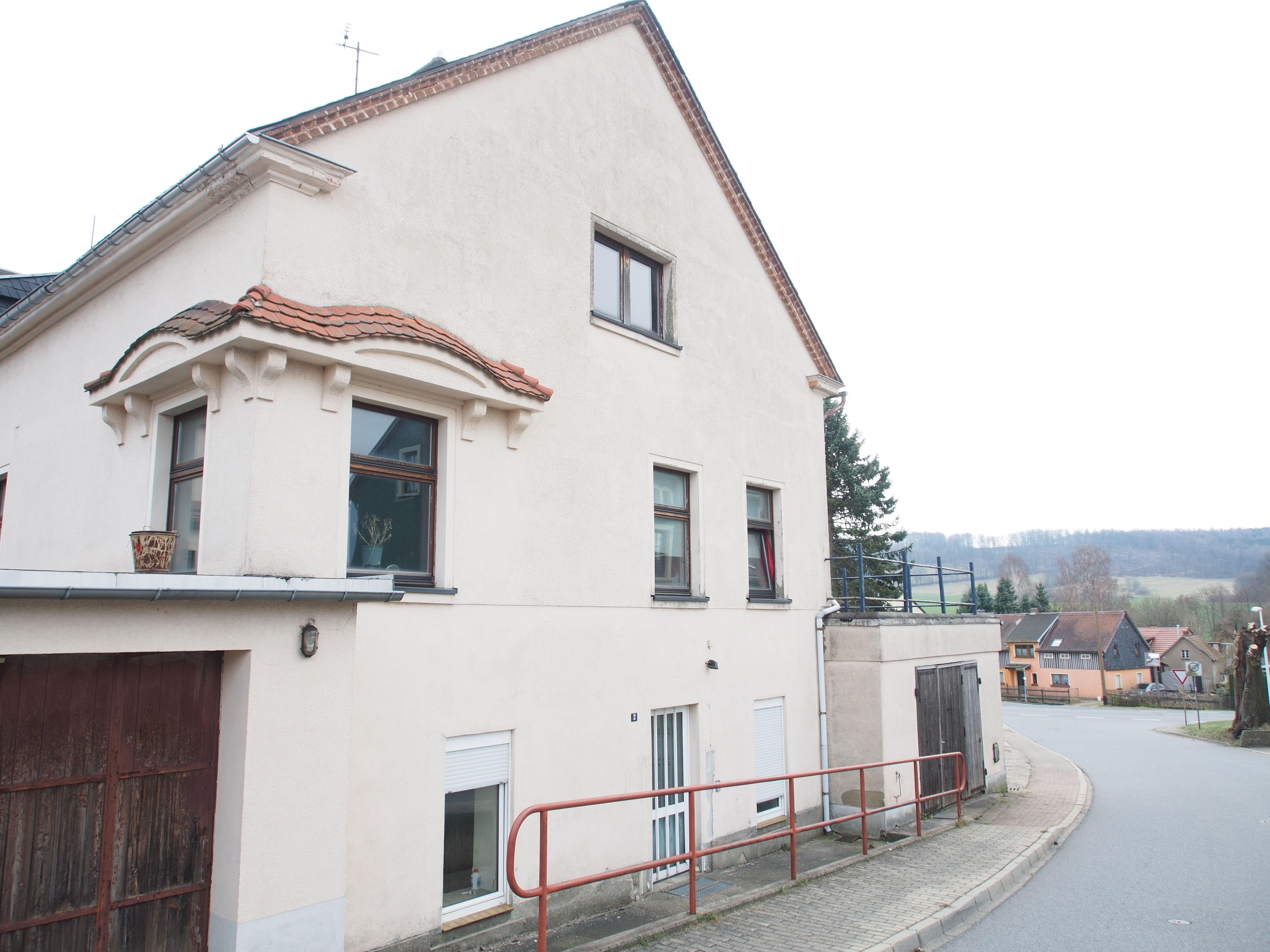 Mehrfamilienhaus zum Kauf als Kapitalanlage geeignet 12 Zimmer 600 m²<br/>Wohnfläche 1.550 m²<br/>Grundstück Langburkersdorf Neustadt in Sachsen 01844