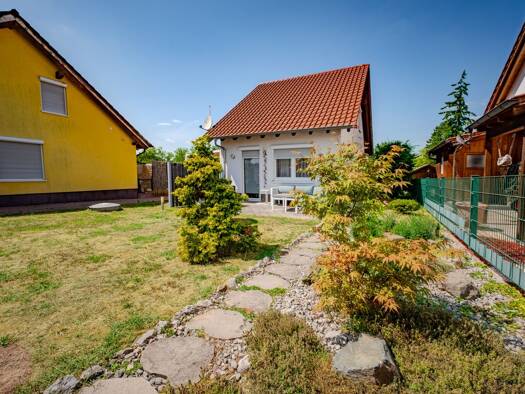Einfamilienhaus zum Kauf 339.000 € 2 Zimmer 67 m² 425 m² Grundstück Altrip 67122