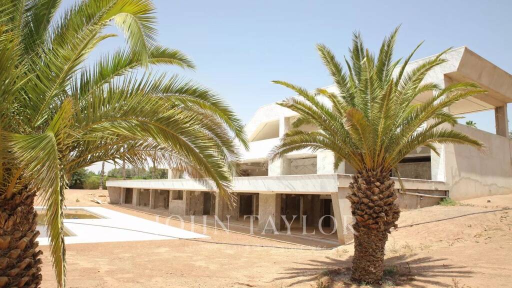 Mehrfamilienhaus zum Kauf provisionsfrei als Kapitalanlage geeignet 20 Zimmer 2.500 m² 10.000 m² Grundstück Marrakech 40000