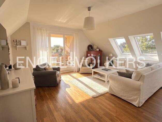 Wohnung zum Kauf 400.000 € 3 Zimmer 117 m² 4. Geschoss Klotzsche Dresden 01109