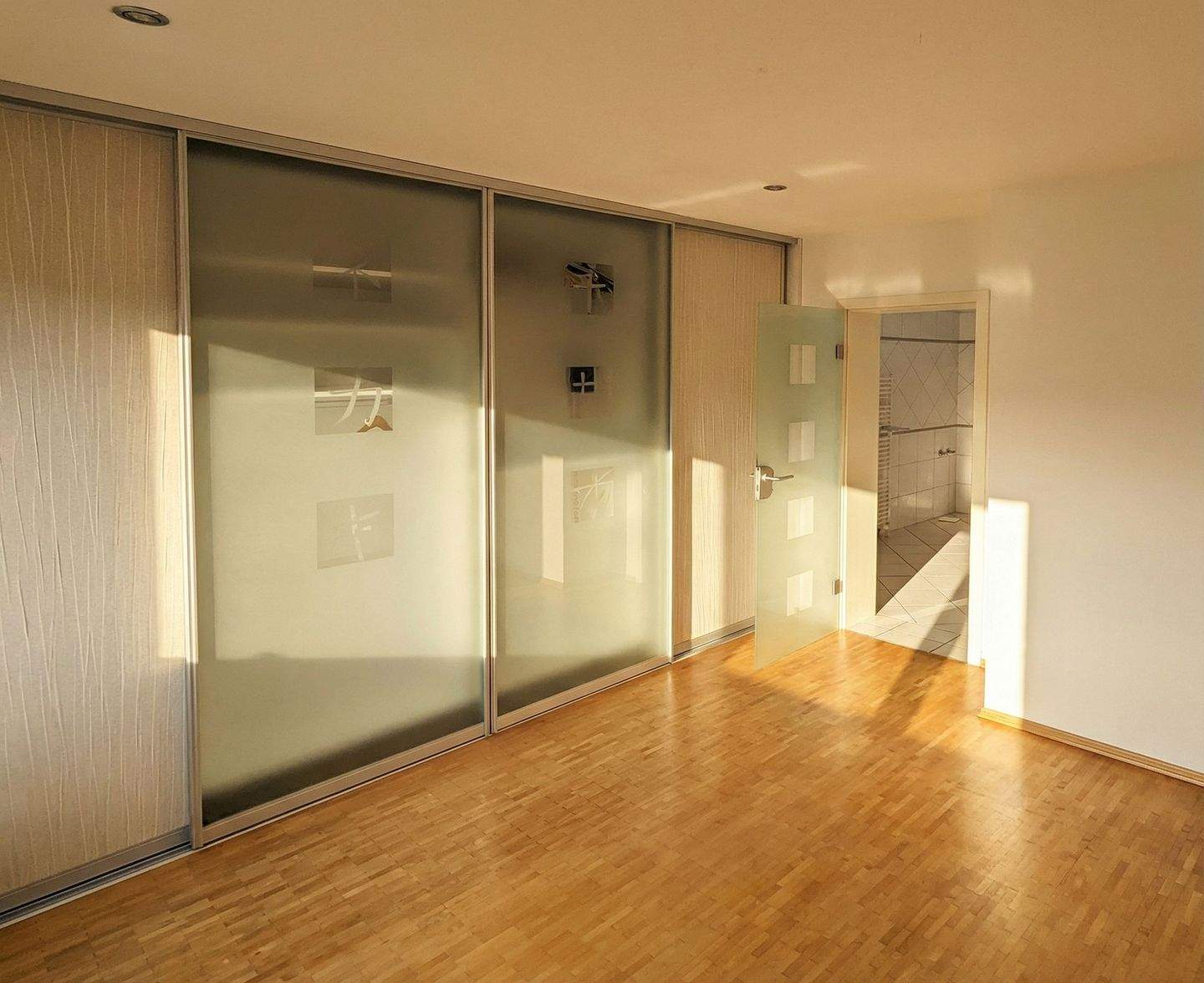 Immobilie in Friedrichsthal - Fünf-Zimmer Maisonette Wohnung in Friedrichsthal! - Bild 4