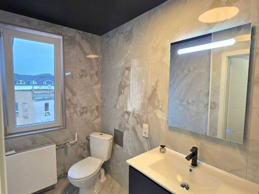 Wohnung zur Miete 1.100 € 3 Zimmer 83 m² 3. Geschoss frei ab 01.12.2025 Ursulinenstraße St Johann Saarbrücken 66111