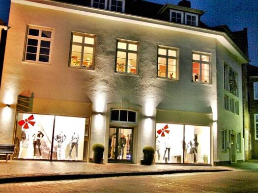Laden zur Miete 1.600 € 1 Zimmer Jever Jever 26441