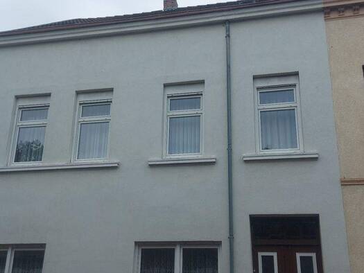 Reihenmittelhaus zum Kauf 125.000 € 6 Zimmer 160 m² 276 m² Grundstück Gnoien 17179