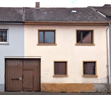 Mehrfamilienhaus zum Kauf 295.000 € 6 Zimmer 190 m² 772 m² Grundstück frei ab sofort Schillerschule 7 Viernheim 68519