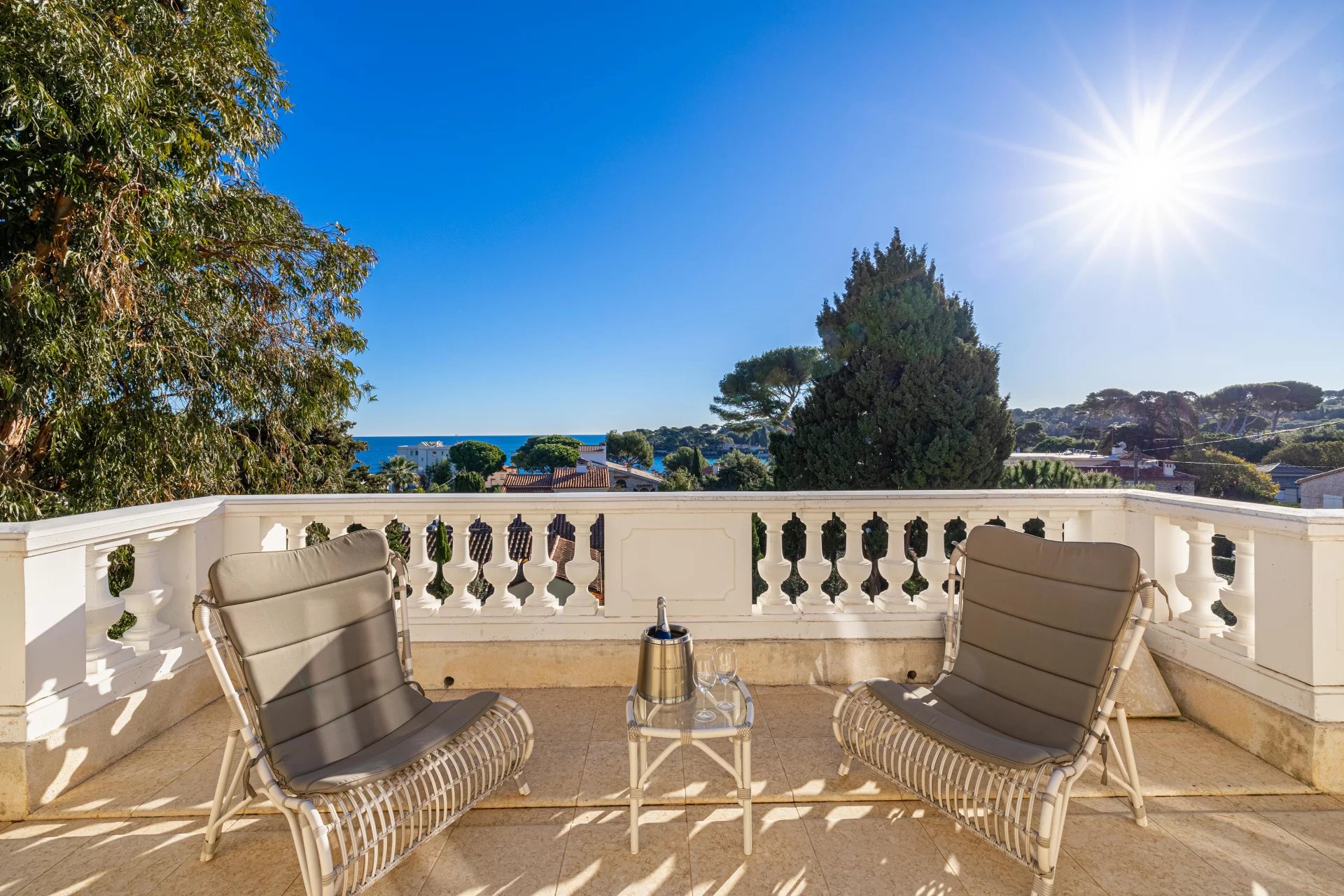 Einfamilienhaus zum Kauf 4.200.000 € 6 Zimmer 260 m²<br/>Wohnfläche 1.420 m²<br/>Grundstück Pont du Lys-Antibes les Pins CAP D ANTIBES 06160