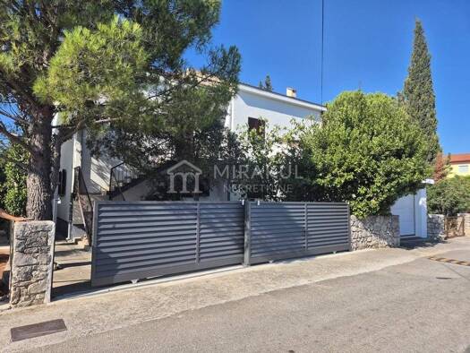 Wohnung zum Kauf 320.000 € 5 Zimmer 194 m² Geschoss EG/4 Pirovac Pirovac 22213