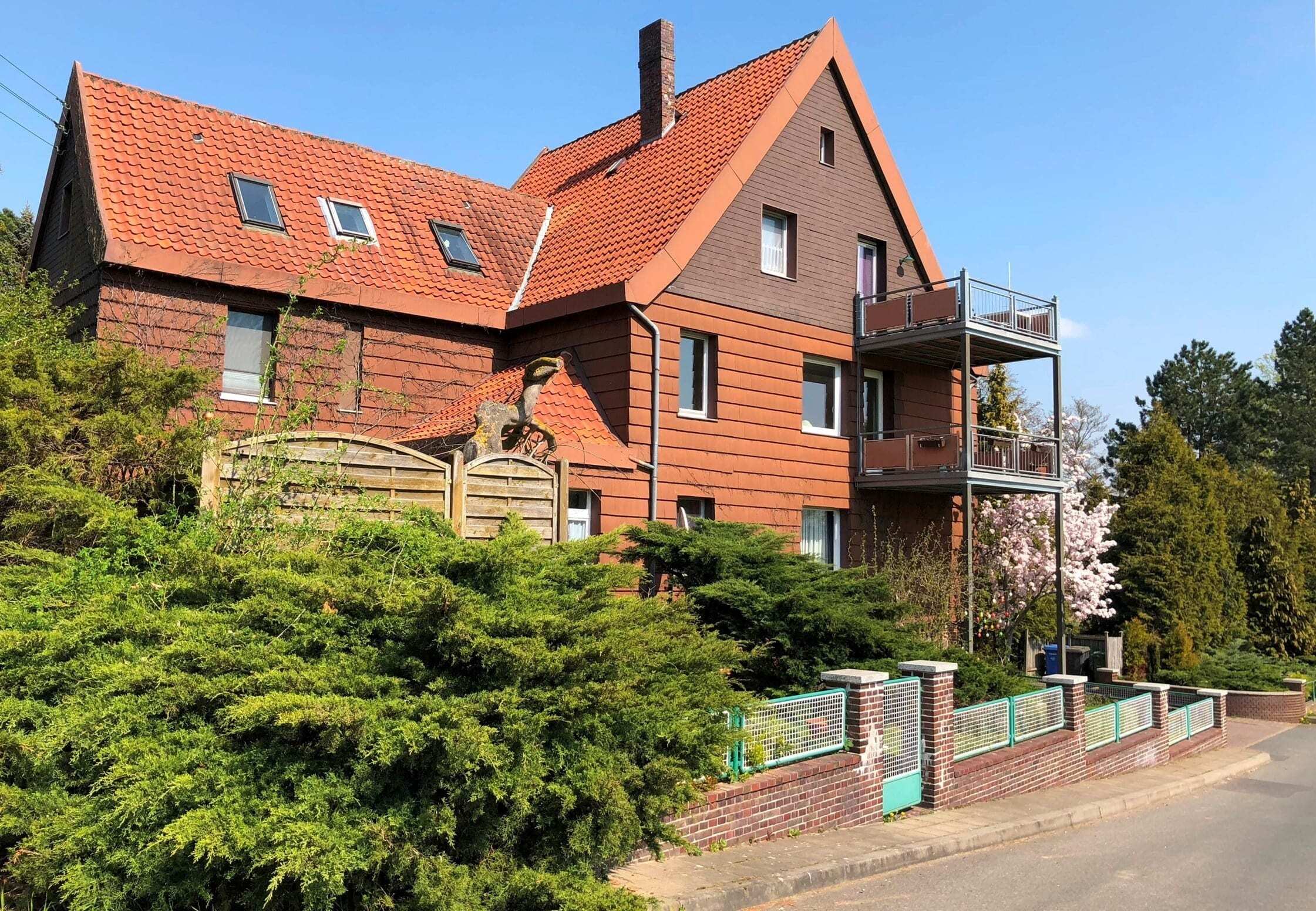 Mehrfamilienhaus zum Kauf als Kapitalanlage geeignet 545.000 € 20 Zimmer 403 m²<br/>Wohnfläche 22.434 m²<br/>Grundstück Breinum Bad Salzdetfurth 31162