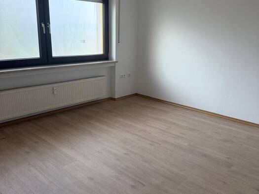 Terrassenwohnung zur Miete 850 € 3 Zimmer 100 m² Geschoss EG/3 frei ab 01.11.2026 Kagers Straubing 94315