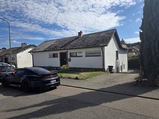 Mehrfamilienhaus zum Kauf 320.000 € 7 Zimmer 196 m² 929 m² Grundstück frei ab sofort Furpach Neunkirchen 66539