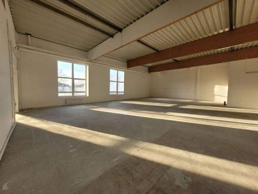 Lagerhalle zur Miete provisionsfrei 6,25 € 395 m² Lagerfläche teilbar ab 395 m² Mitte Mülheim 45468