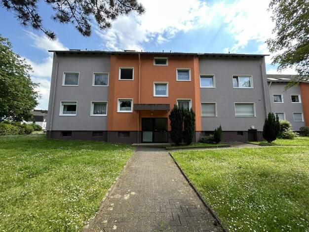 Wohnung zur Miete nur mit Wohnberechtigungsschein 413 € 3,5 Zimmer 81,3 m² 2. Geschoss frei ab 01.01.2026 Oppelner Straße 5 Oberaden Bergkamen 59192