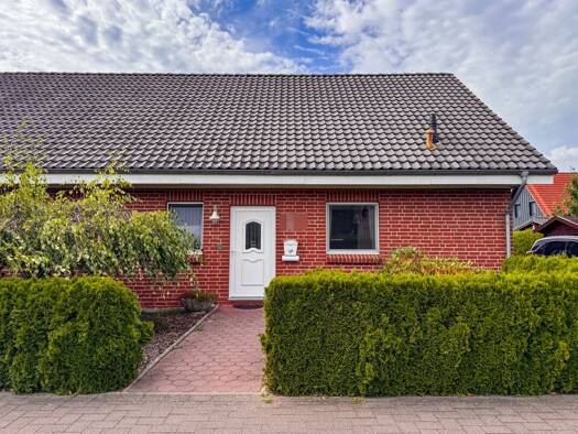 Doppelhaushälfte zum Kauf 349.000 € 4 Zimmer 116 m² 480 m² Grundstück Altenbruch Cuxhaven 27478