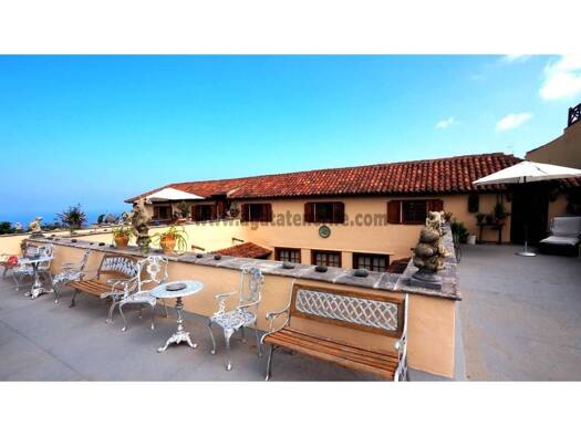 Chalet zum Kauf 3.300.000 € 20 Zimmer 900 m² 2.000 m² Grundstück Icod de los Vinos 38430