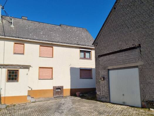 Doppelhaushälfte zum Kauf 75.000 € 4 Zimmer 108 m² 505 m² Grundstück Lykershausen 56346