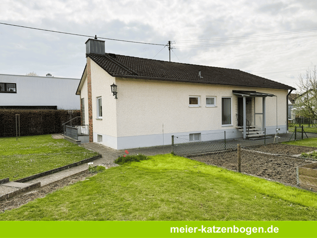 Bungalow zum Kauf 530.000 € 5 Zimmer 115 m² 714 m² Grundstück frei ab sofort Kothau Ingolstadt 85053