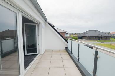 Wohnung zur Miete - Erstbezug 1.200 € 3 Zimmer 96 m² Dachgeschoss frei ab sofort Warstade Hemmoor 21745