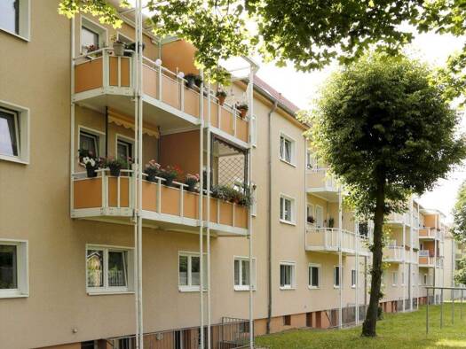 Wohnung zur Miete 333 € 2 Zimmer 51,3 m² 1. Geschoss Roßbacher Str. 8b Tagewerben Weißenfels 06667