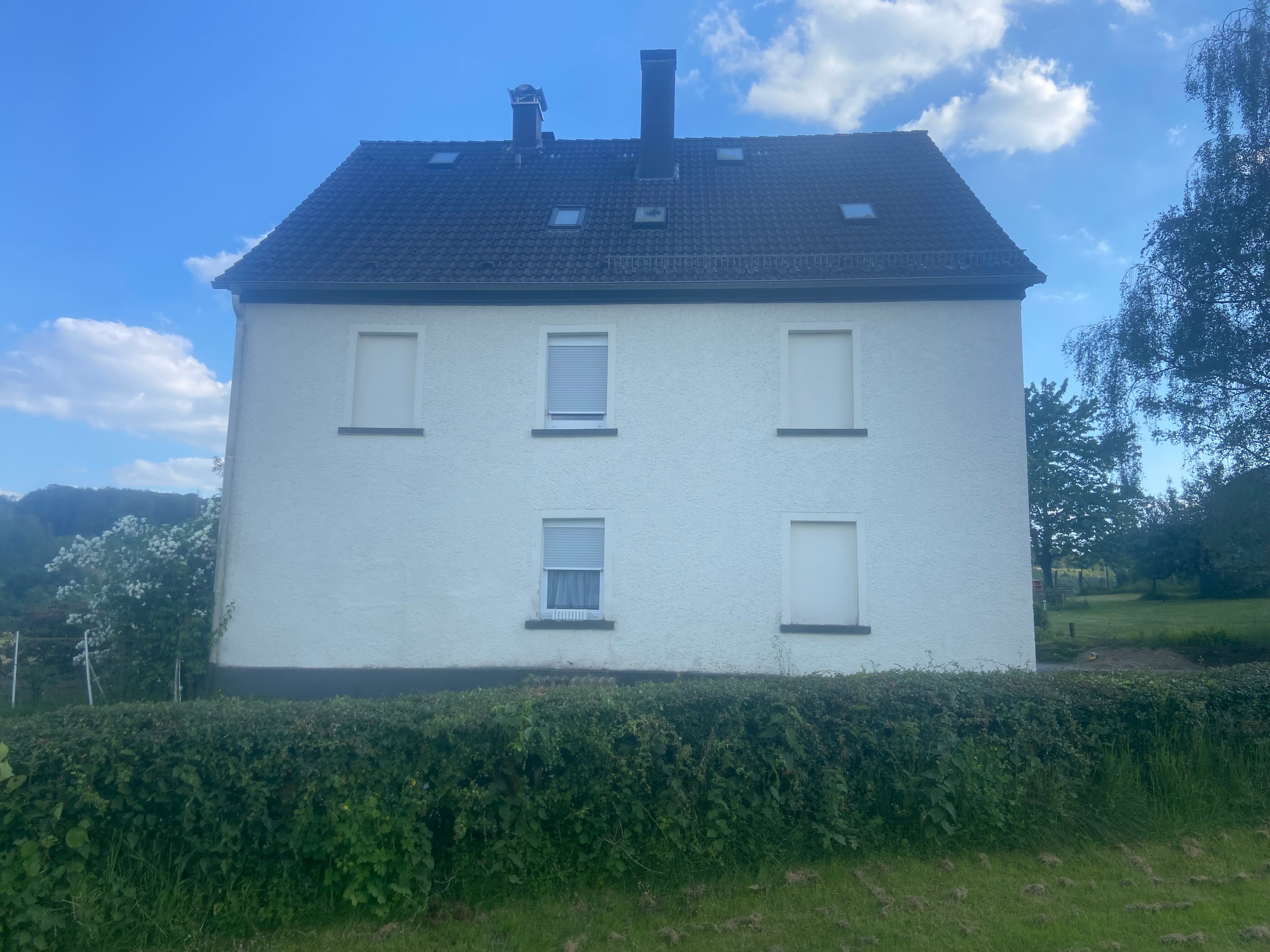 Mehrfamilienhaus zum Kauf provisionsfrei 529.000 € 11 Zimmer 240 m²<br/>Wohnfläche 2.800 m²<br/>Grundstück Gogarten Marienheide 51709