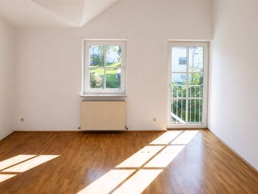 Wohnung zur Miete 590 € 2 Zimmer 65,2 m² 2. Geschoss frei ab sofort Haidenhof-Nord Passau 94036