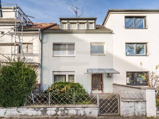 Reihenmittelhaus zum Kauf 425.000 € 7 Zimmer 142 m² 164 m² Grundstück Buchforst Köln 51065