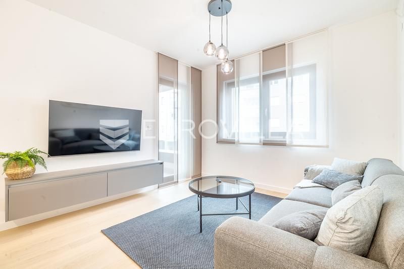 Wohnung zur Miete 1.200 € 2 Zimmer 60 m²<br/>Wohnfläche 1.<br/>Geschoss Knezija 10000