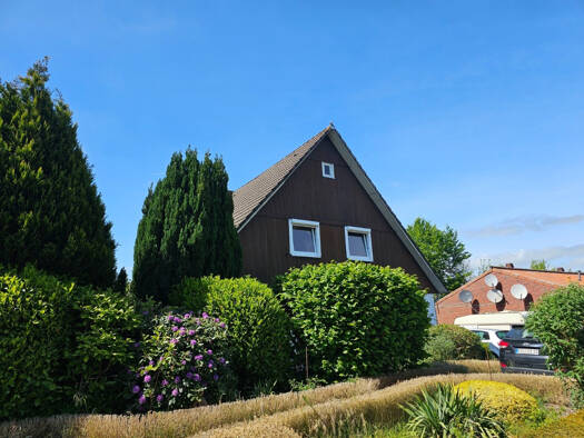 Einfamilienhaus zum Kauf 350.000 € 8 Zimmer 200 m² 895 m² Grundstück Heidmühle Schortens 26419