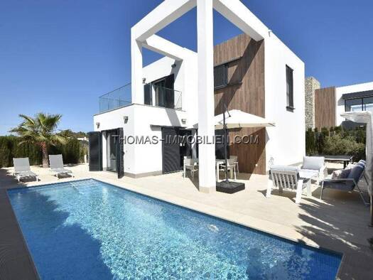 Villa zur Miete 2.450 € 4 Zimmer 135 m² 400 m² Grundstück Cala Murada 07688
