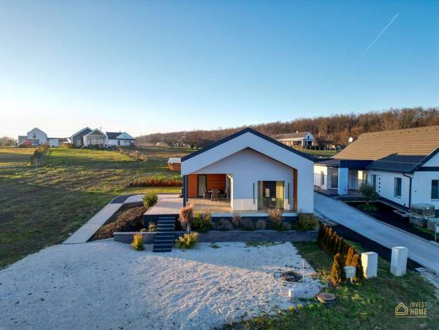 Haus zum Kauf 285.000 € 3 Zimmer 94 m² Alsópáhok 8394