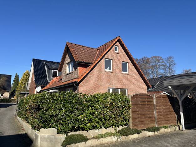 Doppelhaushälfte zum Kauf 329.000 € 3 Zimmer 84 m² 222,8 m² Grundstück Bargteheide 22941