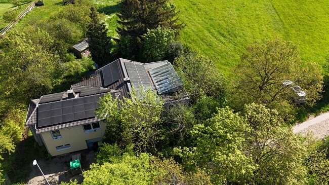 Einfamilienhaus zum Kauf 199.000 € 4 Zimmer 180 m²<br/>Wohnfläche 1.645 m²<br/>Grundstück Felser Hellenthal 53940