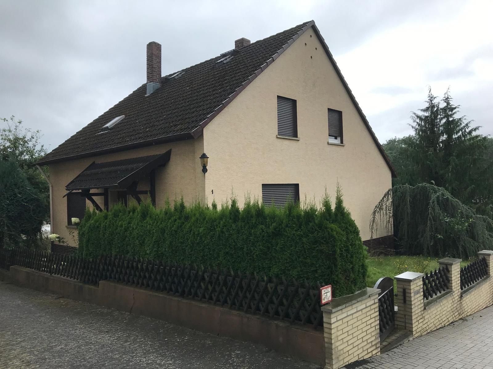 Haus zum Kauf 279.000 € 7 Zimmer 140 m²<br/>Wohnfläche 705 m²<br/>Grundstück Grünberg Grünberg 35305