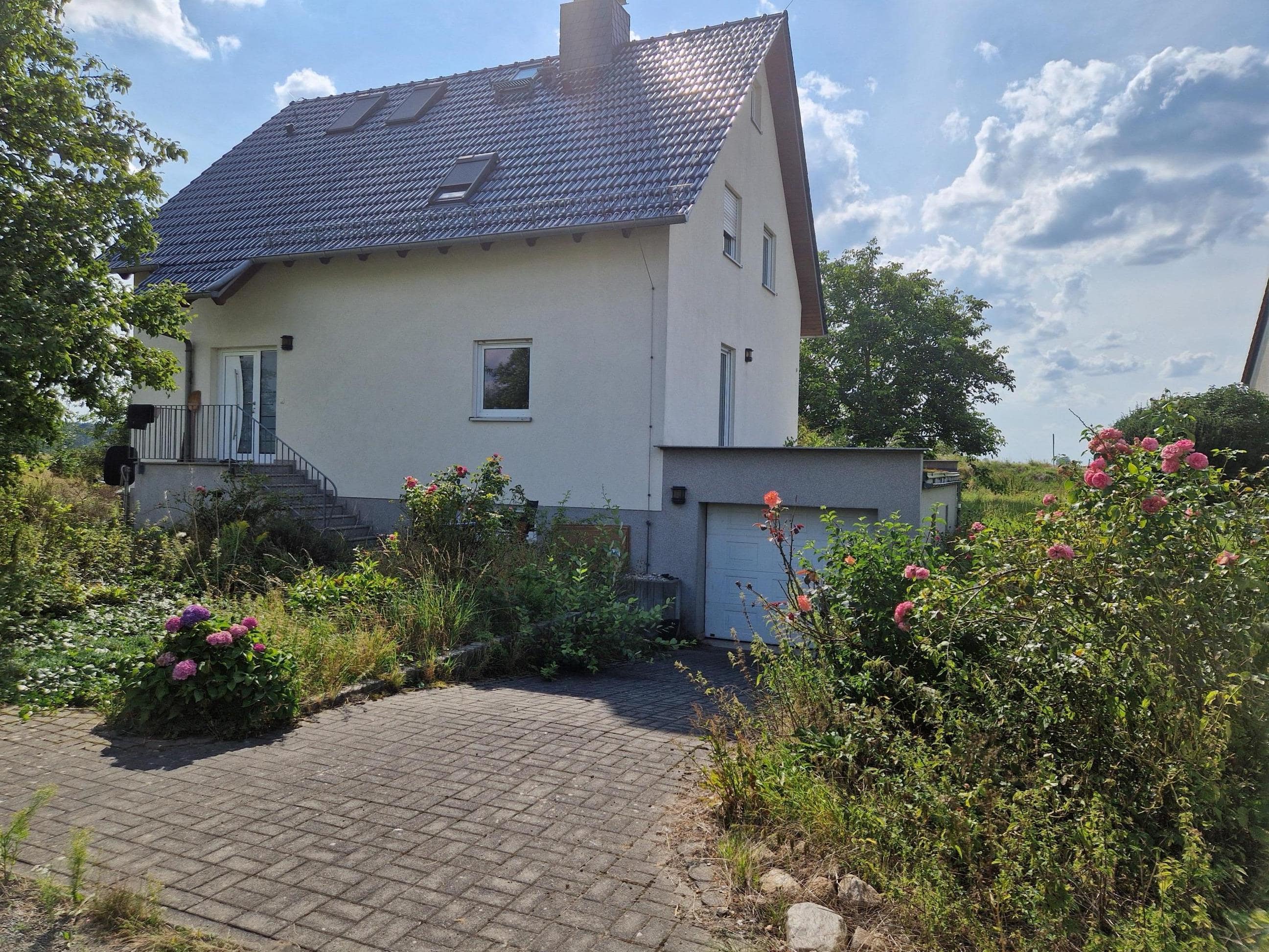 Einfamilienhaus zum Kauf 525.000 € 7 Zimmer 215 m²<br/>Wohnfläche 2.691 m²<br/>Grundstück 01.02.2025<br/>Verfügbarkeit Lübschütz Machern 04827